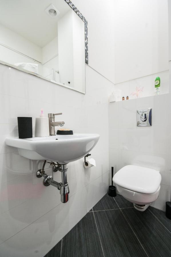 Elegant Apartment Old Town Market وارسو المظهر الخارجي الصورة